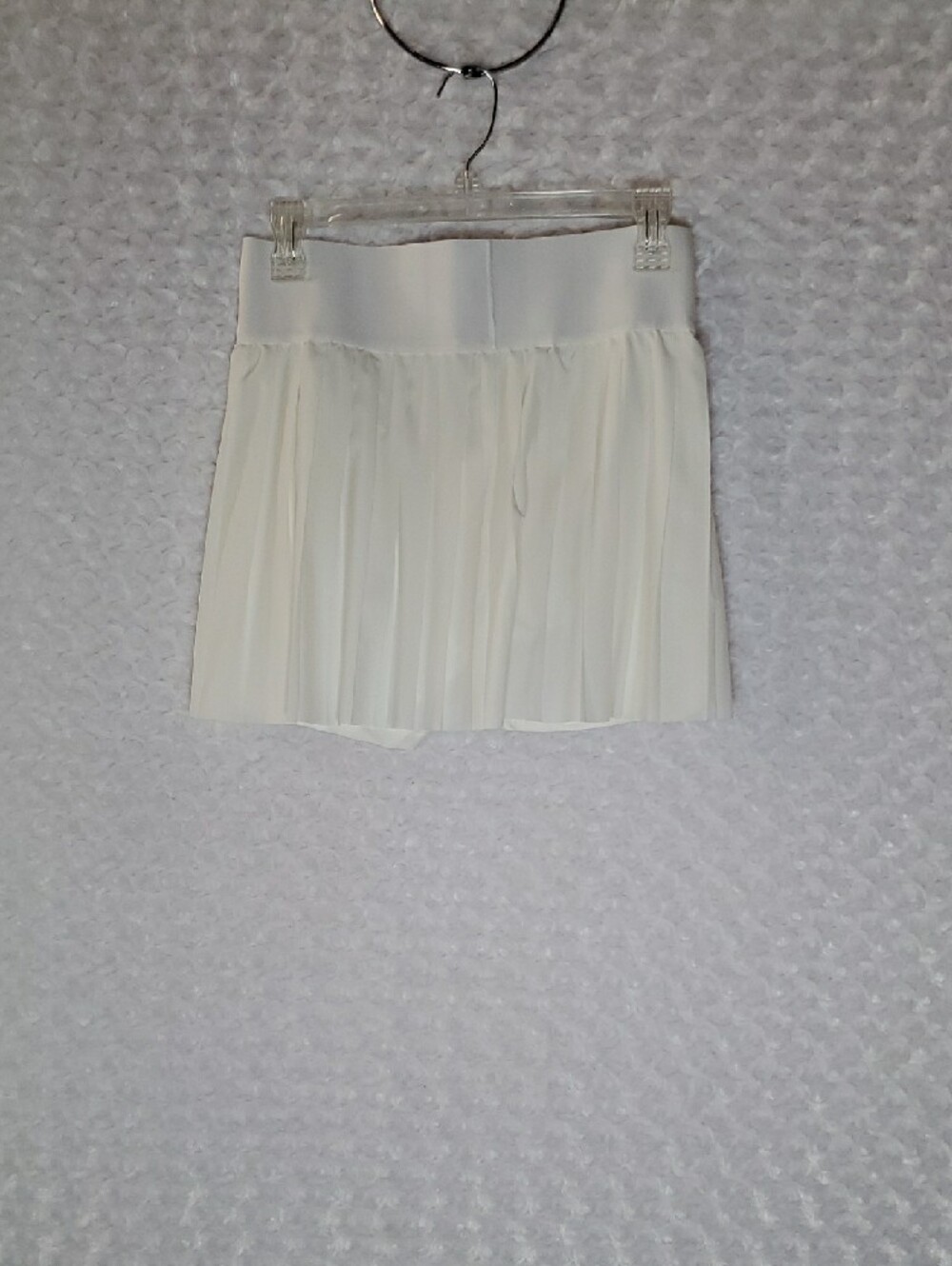 Nike White Pleated Tennis Skort with Built-In Shorts - Picture 2 of 9